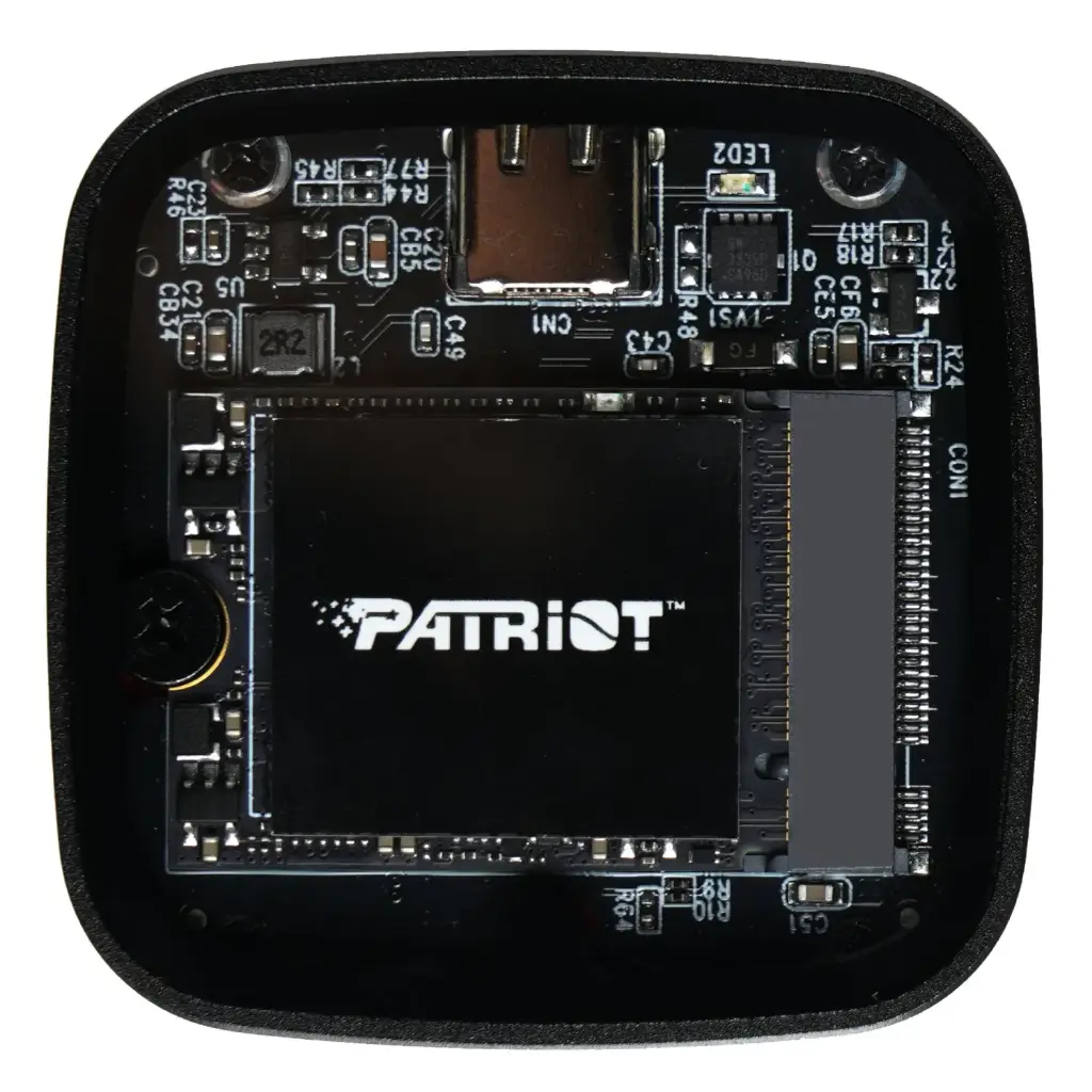 PDP31500G23UCK_Patriot-PDP31-500GB-Type-C-Portable-SSD-Red_Black_wr_02.webp
